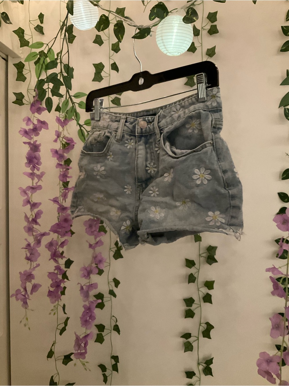 Angel Kiss Light Blue Daisy Embroidered Denim Shorts